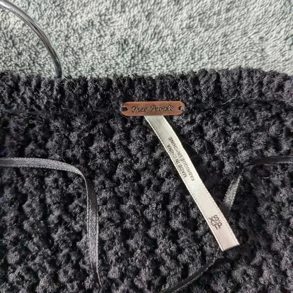 Free People women's black knit wrap front sweater pullover size XS boho - Picture 5 of 8